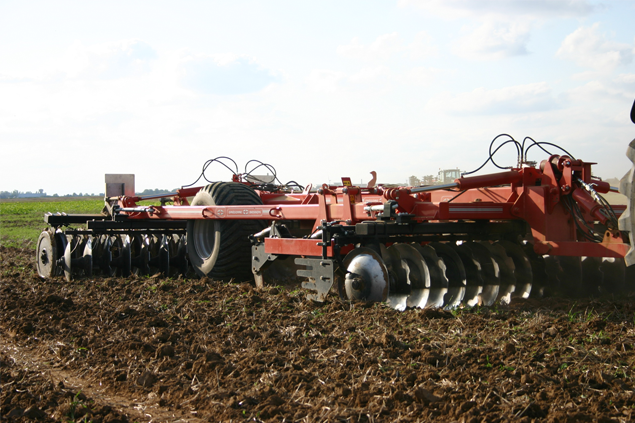 Grégoire Besson Discordon One-Pass Finisher